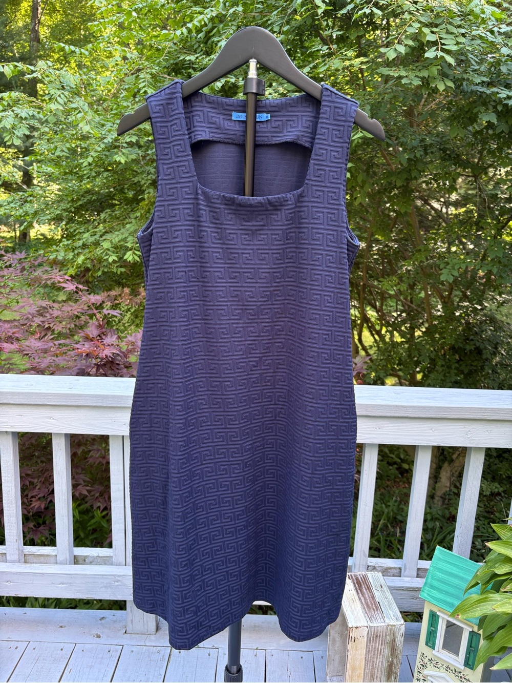J. McLaughlin Navy Textured Sleeveless Shift Dress